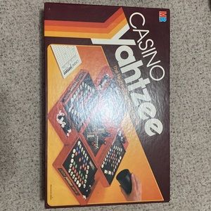 Vintage Casino Yahtzee high rollling dice game